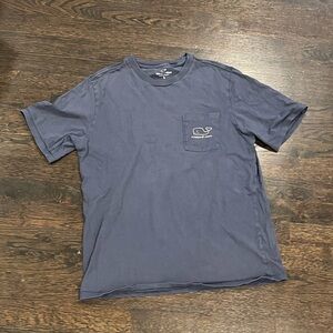 Vineyard Vines Boys Navy Blue T-Shirt with Whale Graphic size 16
